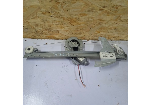 Склопідйомник правої дверки Citroen C1, Peugeot 107, 3-D кузов, 9222T6, 118670